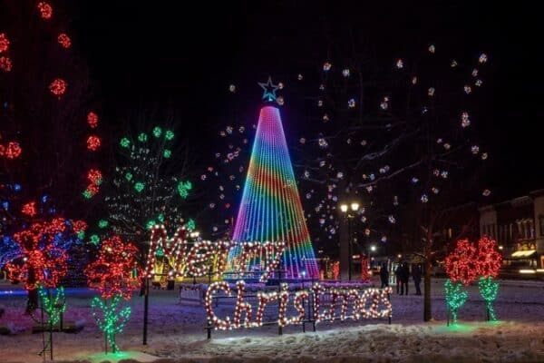 Northeast Ohio’s Top 10 Holiday Light Displays