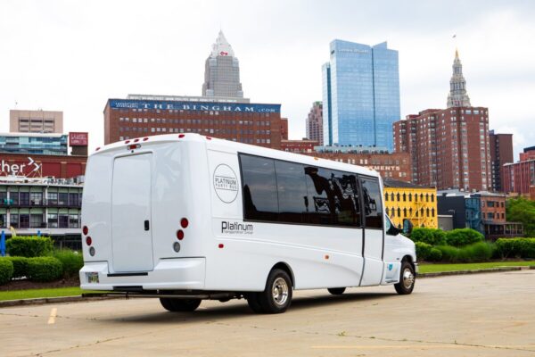 cleveland shuttle bus service
